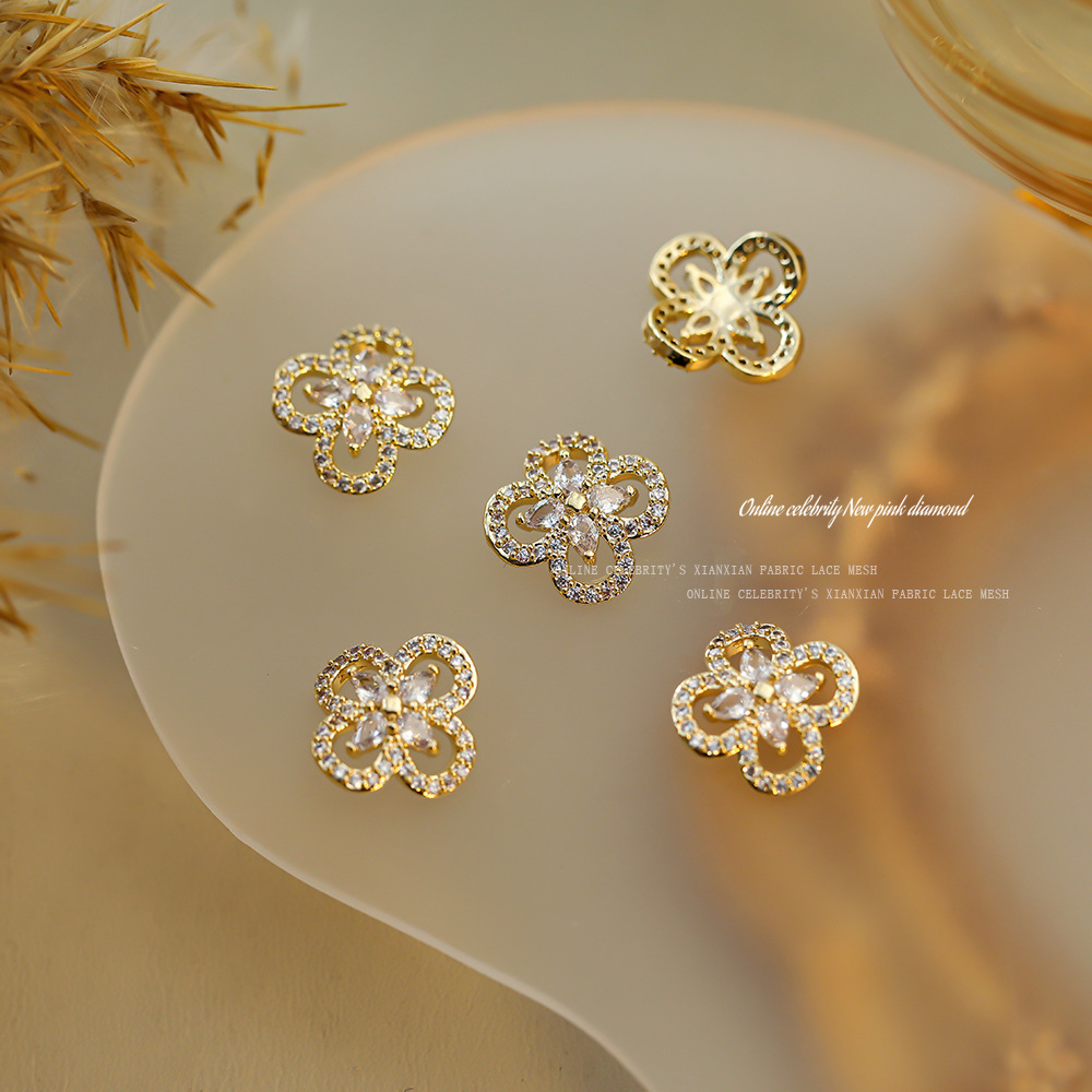 Large White Stone Hollow Four-Leaf Clover Nail Charm 2pcs