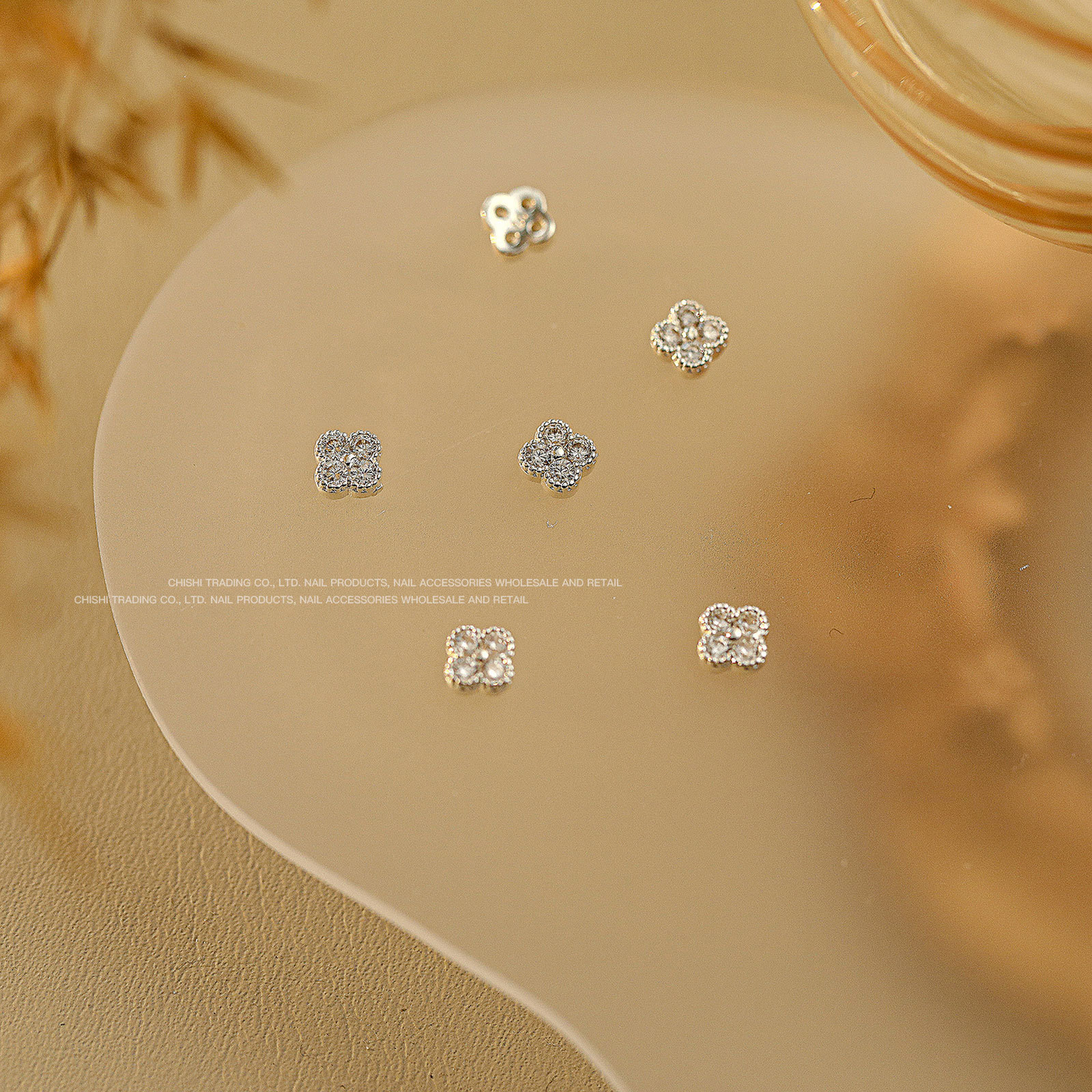 Small White & Silver Four-Leaf Clover Nail Charms 2pcs