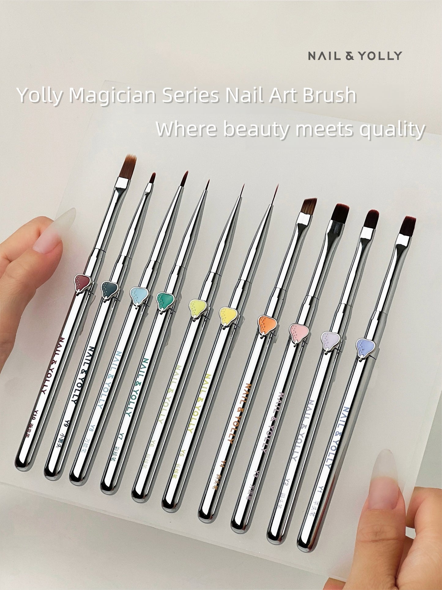Yolly Y06 Short Liner Brush