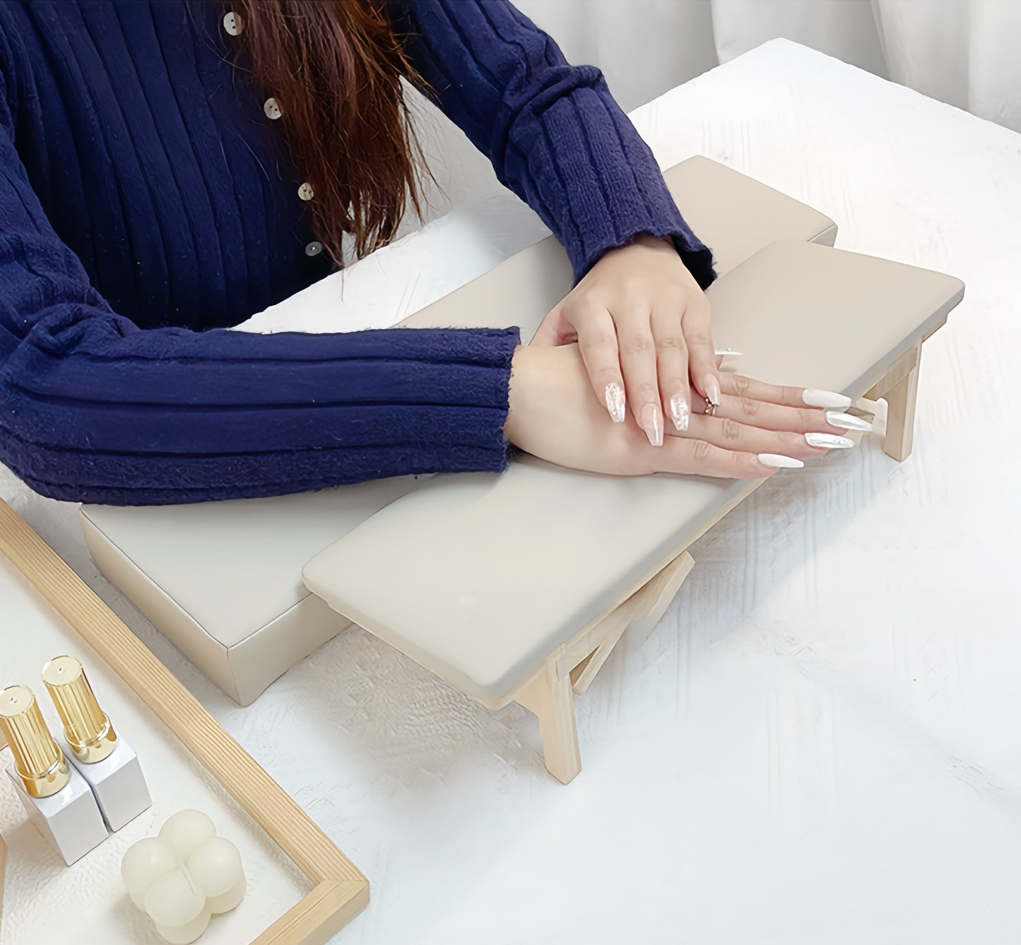 High End Woden Inlined Folding Nail Armrest Pillow Set
