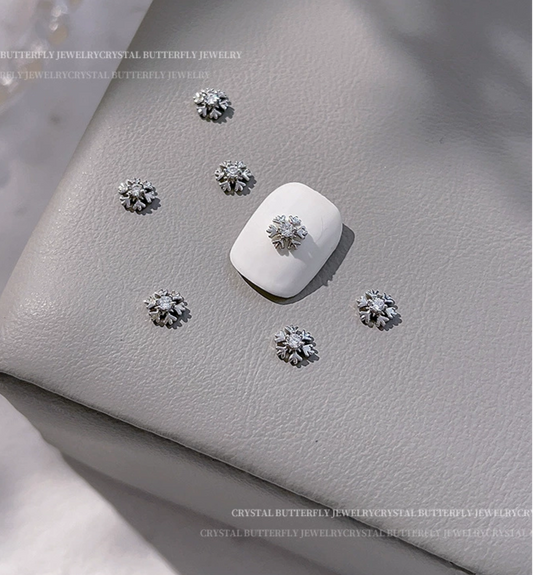 Small Silver Snowflake Nail Charm with Rhinestone 5*5.5mm (2pcs)