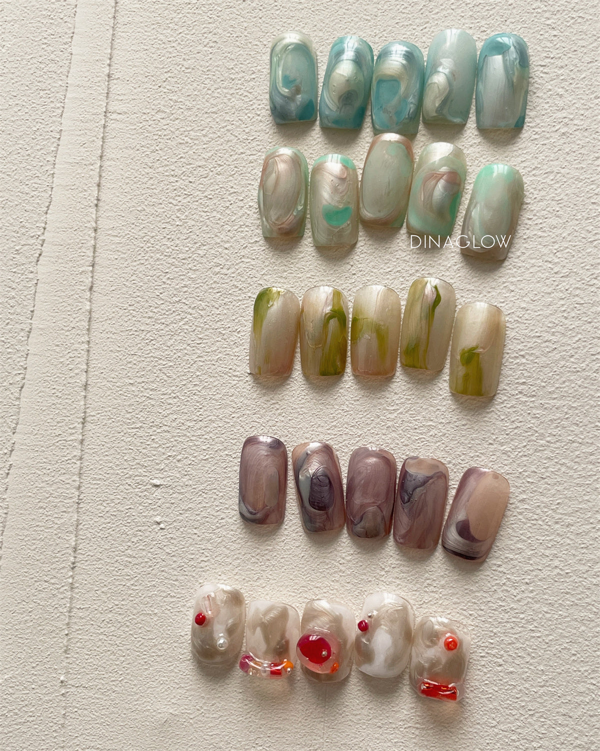Gel couleur DinaGlow Charmeuse Effect Series [068-076]