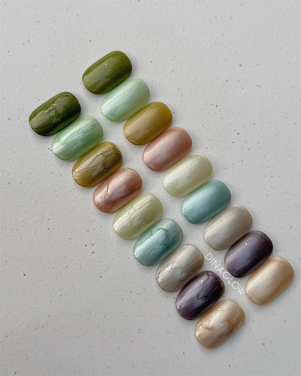 Gel couleur DinaGlow Charmeuse Effect Series [068-076]