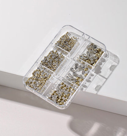 6 Grids Mix Size Rhinestone - Clear
