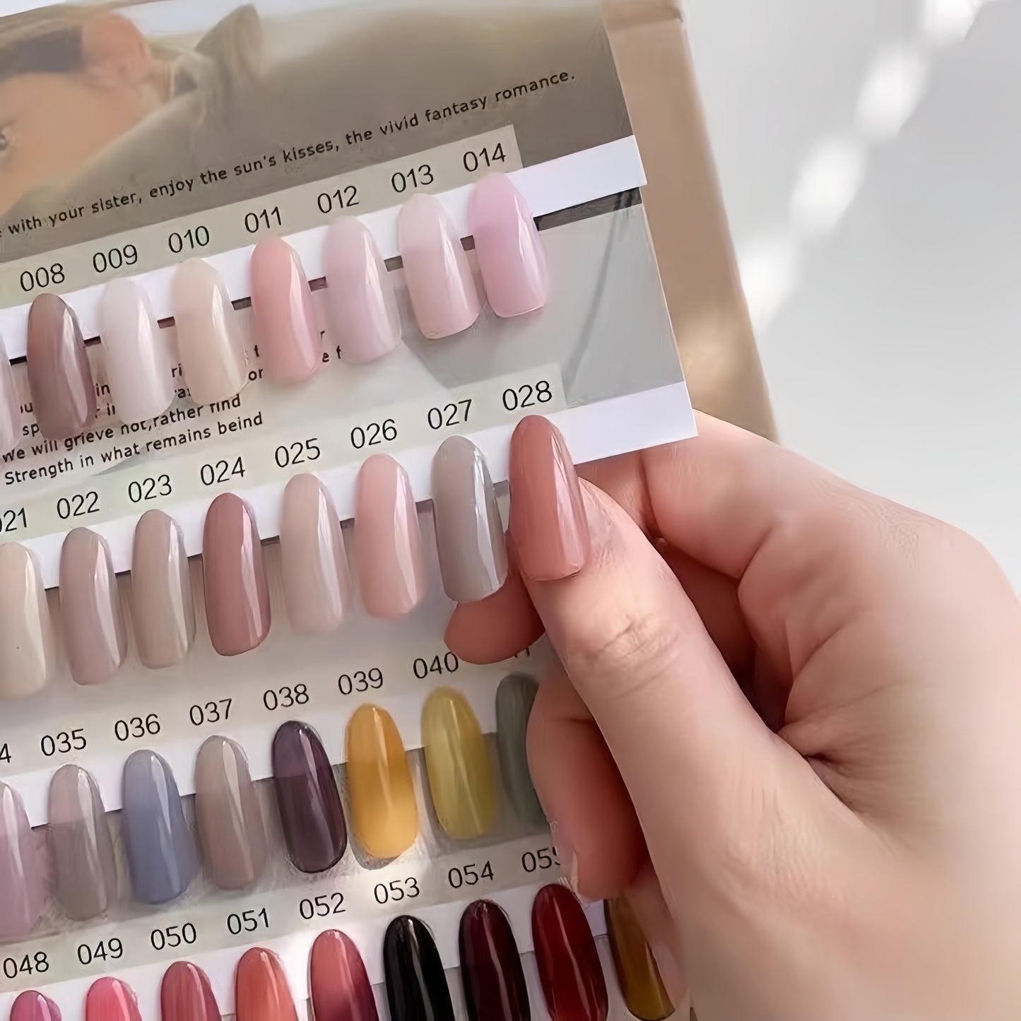 182-Color Nail Color Swatch Display Book