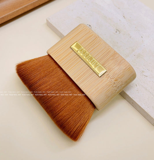 Soft Nail Dust Brush with Short Bamboo Handle