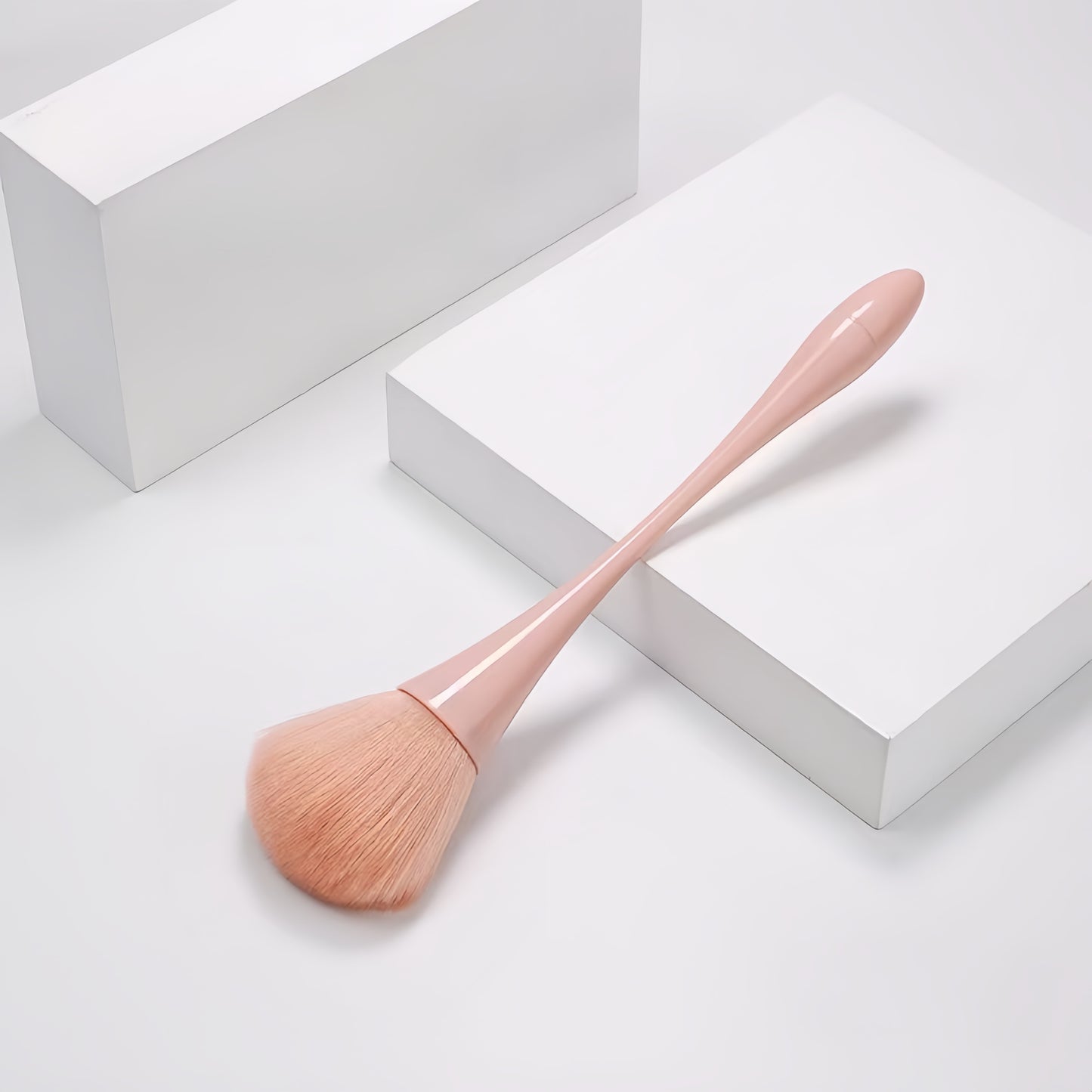 Long Handle Nail Dust Brush - Soft Pink