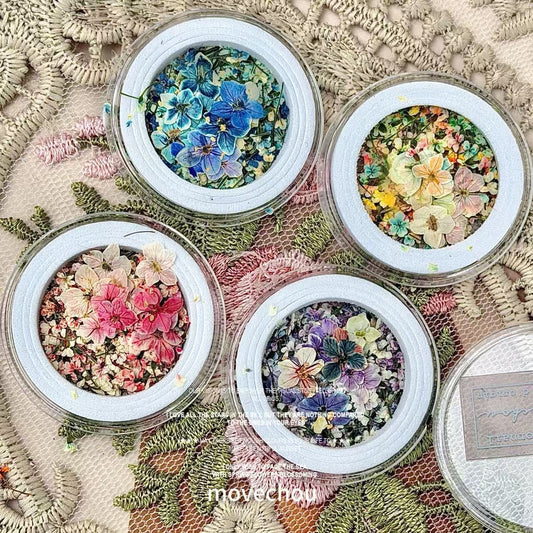 Rococo Vintage Dried Flower Nail Art Set - 4 Styles