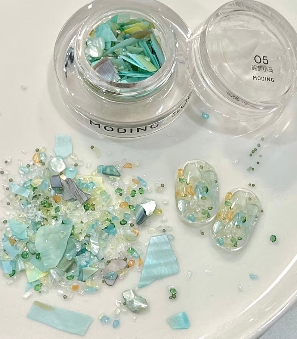 Moding Dreamy Island Nail Decorations