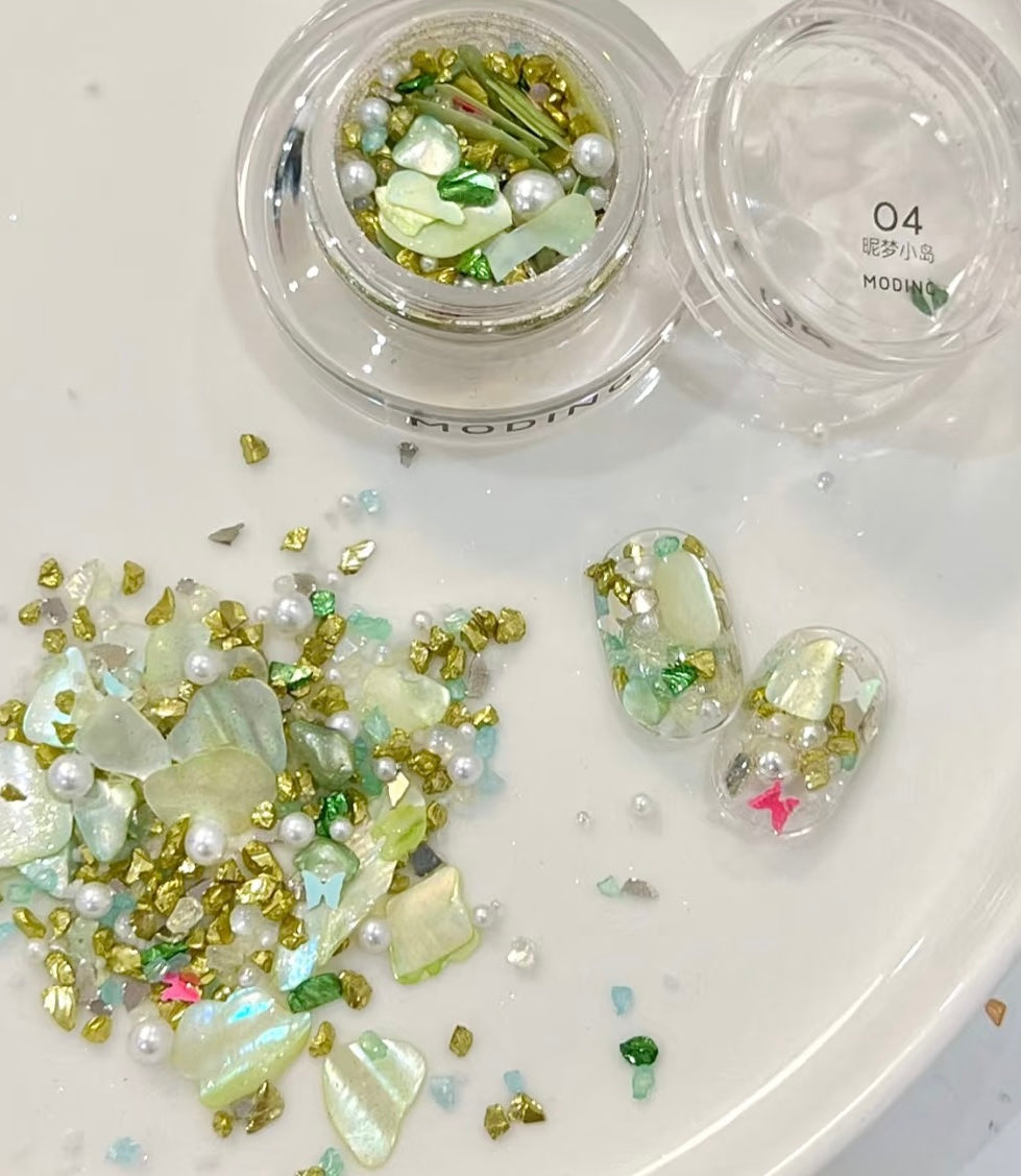 Moding Dreamy Island Nail Decorations