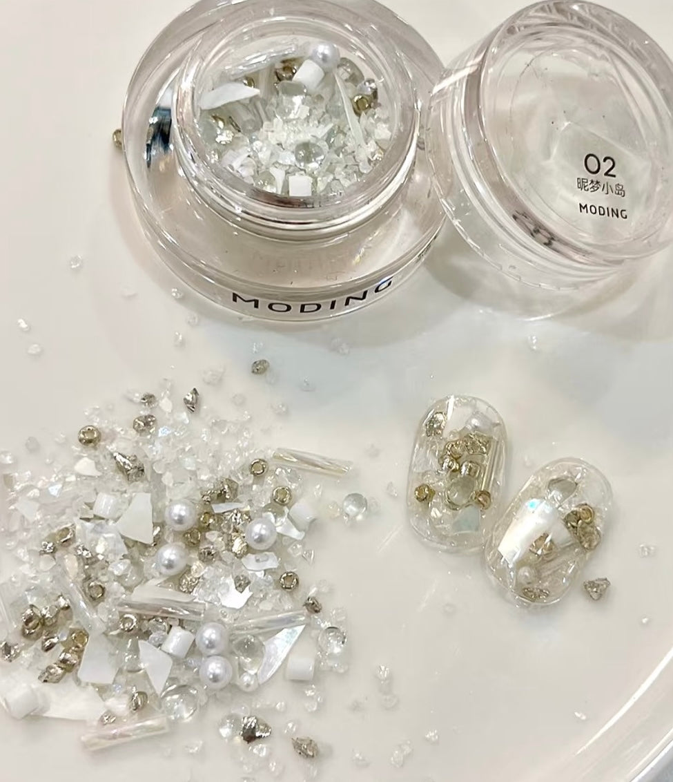 Moding Dreamy Island Nail Decorations