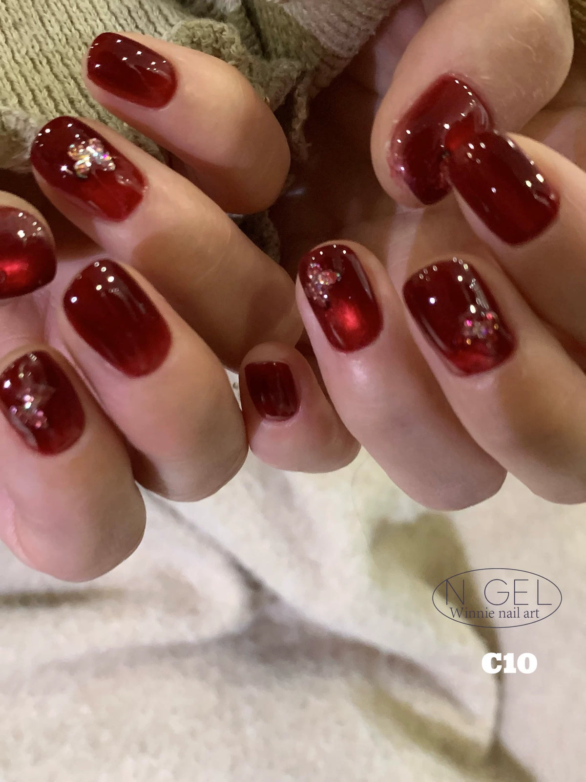 N GEL New Year Vintage Red Cat Eye Gel Polish