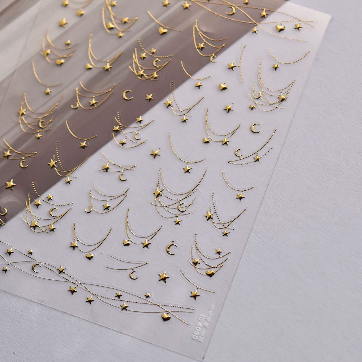TOMONI Gold Foil Star Chain Nail Art Stickers- Gold
