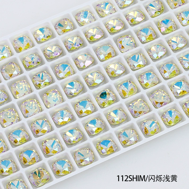 Strass pour nail art, carrés arrondis, 8 mm x 8 mm, jaune clair scintillant (2 pièces)